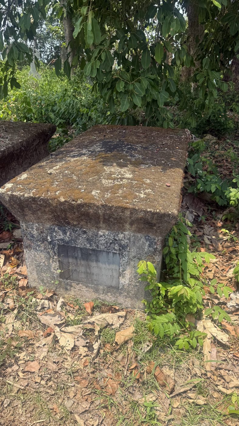 Murdoch Brown box-tomb founder of Anjarakandy cinnamon plantation Thalassery cemetery